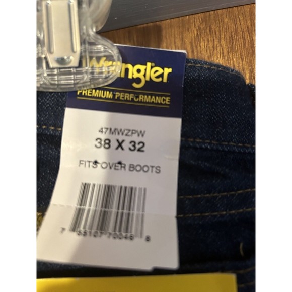 NWT Wrangler 47MWZ Premium Performance Cowboy Cut Rigid Classic Fit Jeans 38 32 - Picture 5 of 5